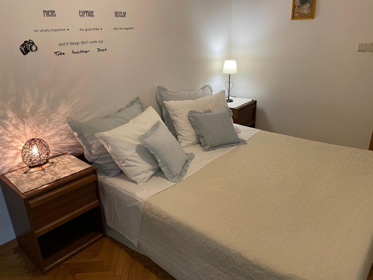 Gorana studio apartment Jelsa  Esterno foto