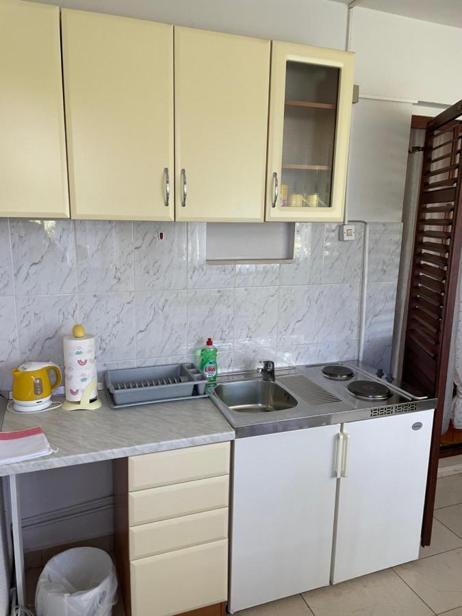 Gorana studio apartment Jelsa  Esterno foto